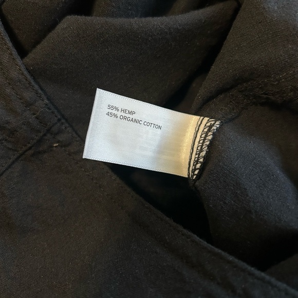 Duluth Trading Co Black Women’s Overeasy Lightweight Hemp Button-Front Jumpsuit - Picture 8 of 9